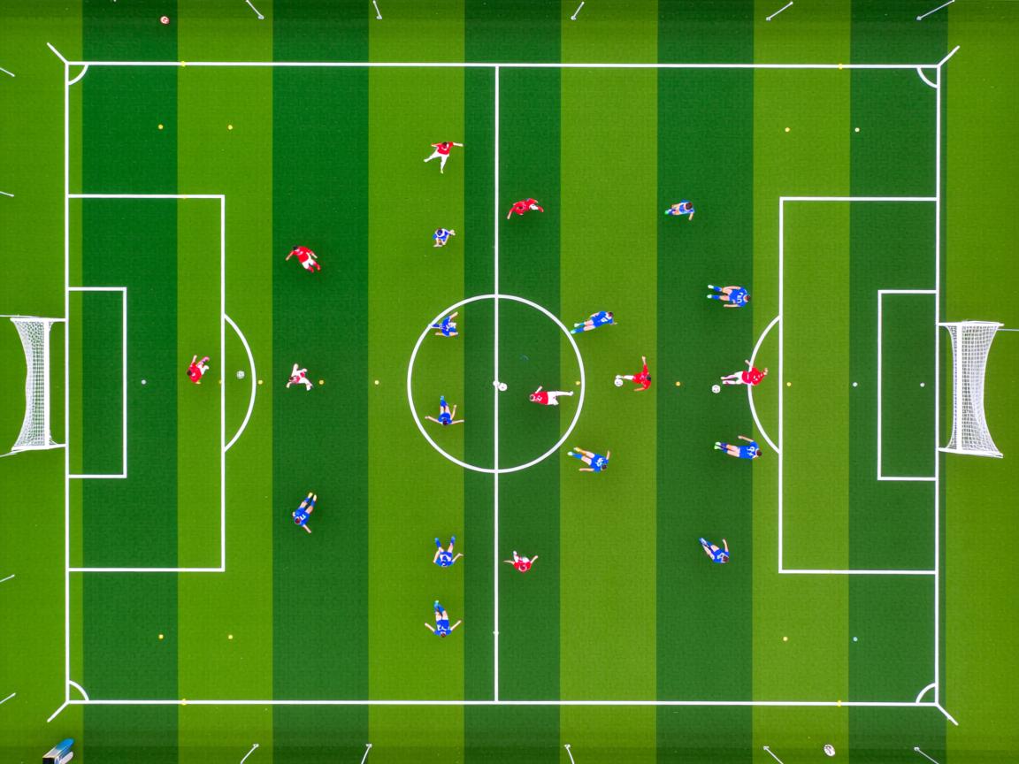 爱游戏app下载-曼联客场大胜巴黎,逆转胜利实现 第3张